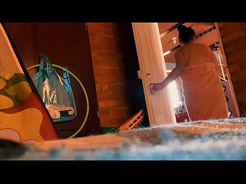 ❤️ Min farbror följer mig in i duschen och knullar mig medan jag duschar. ☑ Pornvideo at porn sv.shadbase-xxx.ru